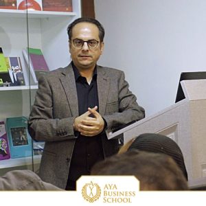 دیروز این افتخار را داشتیم تا در کلاس مذاکره برای غول ها، میزبان دکتر پندار توفیقی معاون سابق باشگاه استقلال باشیم. پندار تایم در آیا